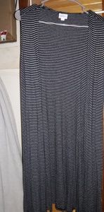 Black and white Striped Lularoe Joy as Med